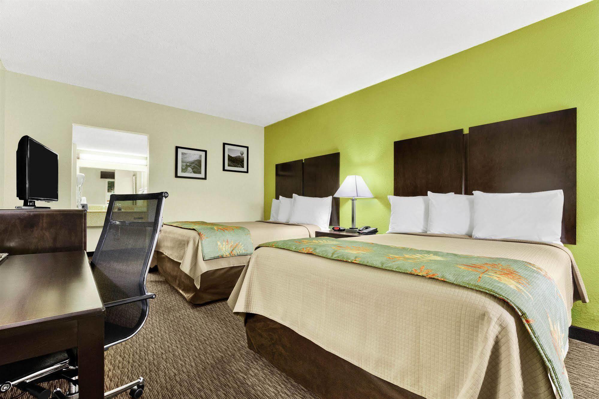 Quality Inn Asheville Downtown Tunnel Rd Exterior foto